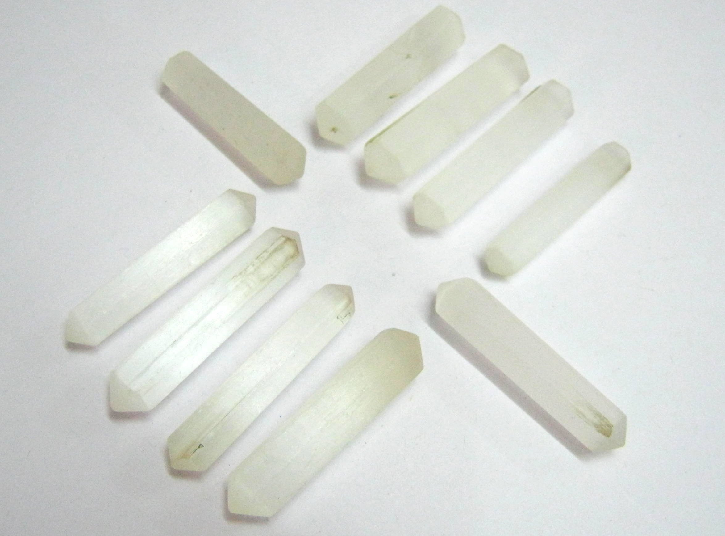 Amazon.co.jp: CRYSTALMIRACLE 美しいロットの 10 セレナイト宝石